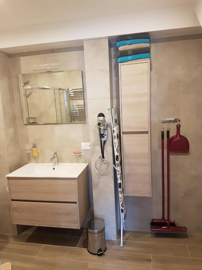 Liuto Apartamentai ยวดกรานเต ภายนอก รูปภาพ